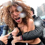 FEMEN ������ �� ����������