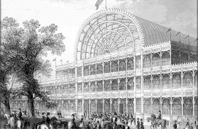 Первая всемирная выставка прошла в 1851 году в Лондоне. Главной достопримечательностью выставки был Хрустальный дворец, возведённый Джозефом Пакстоном из железа и стекла