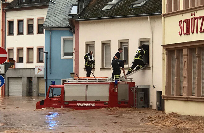 Число погибших из-за наводнений в Германии выросло до 80