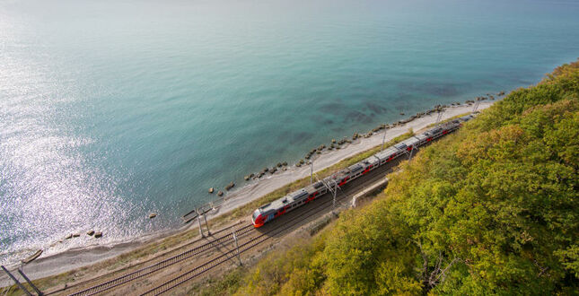 В Абхазии приостановлено движение поездов 
