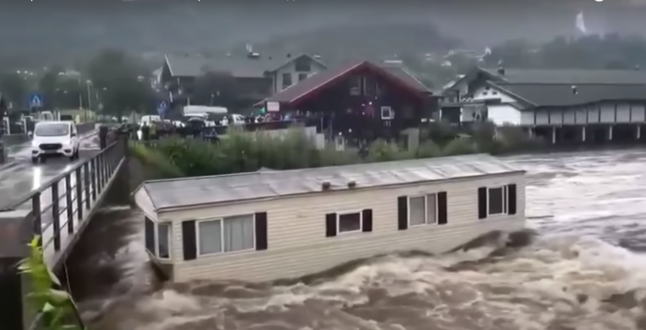В Норвегии из-за шторма обрушилась плотина