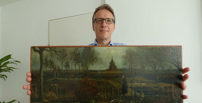 Украденную картину Ван Гога отправят на реставрацию