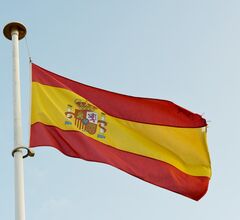 Испания закрывает программу ВНЖ за инвестиции
