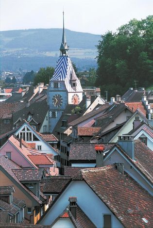 Часовая башня – Zytturm - в городе Цуг (Zug) в центральной Швейцарии