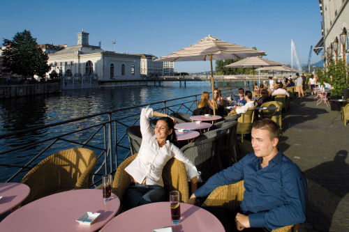 Женева, терраса ресторана Arthur's Rive Gauche