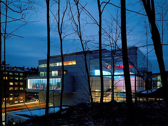 Музей научных открытий и техники «Юнивёрсэум» (Universeum)