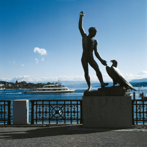 Памятник «Ганимед» на Цюрихское озеро 