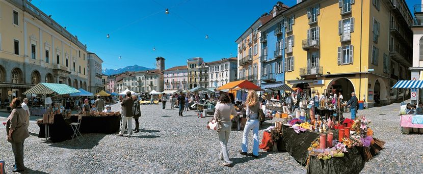 Локарно (Locarno) на озере Маджоре (Lake Maggiore)