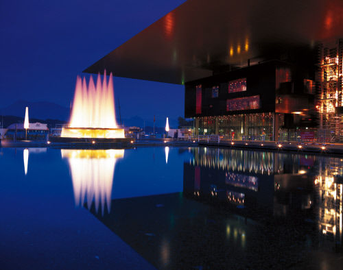 Люцерн ночью