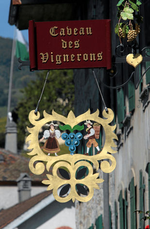 Террасовые виноградники Лаво на берегу Женевского озера являются частью Всемирного наследия ЮНЕСКО