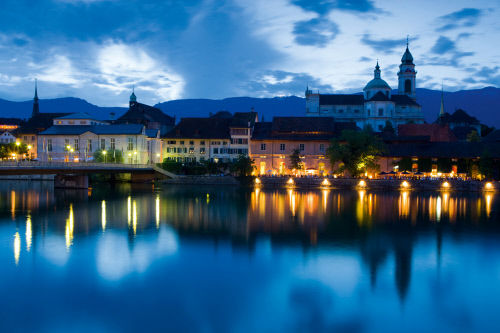 Солотурн ночью. Солотурн, один из крупнейших городов Швейцарии, находится на берегу реки Рейн