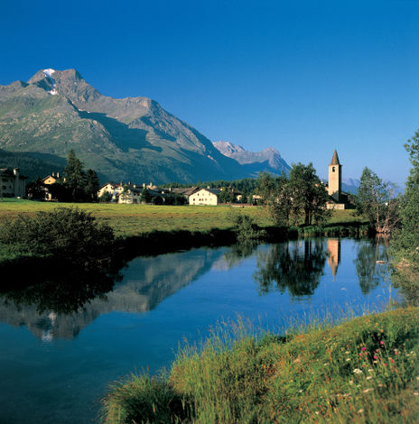 Деревушка Силс в Верхнем Энгандине , кантон Граубюнден