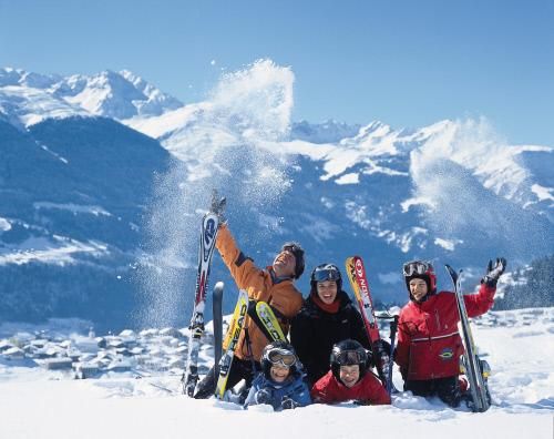 Семейный отдых в Швейцарии, Брайль-Бригельс (Breil/Brigels)