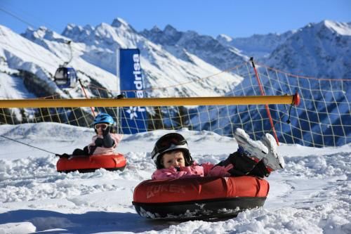 Семейный отдых в Швейцарии, Мадриса (Madrisa)