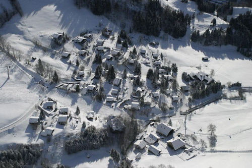 Деревушка Шарми (Charmey), округ Грюйер (Gruyeres) 