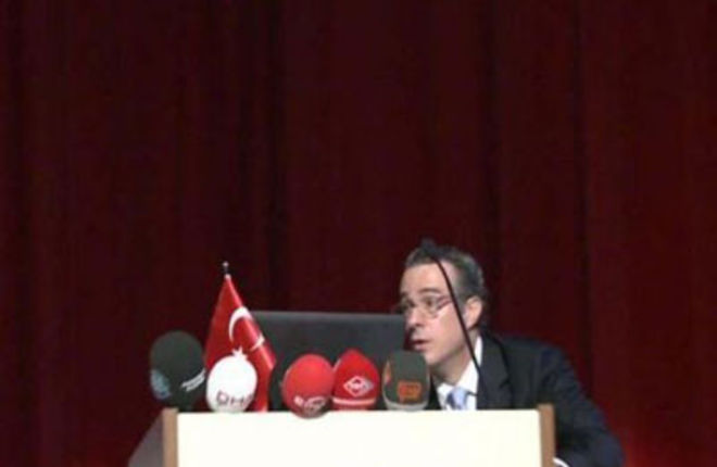 Закидали яйцами Закидали яйцами