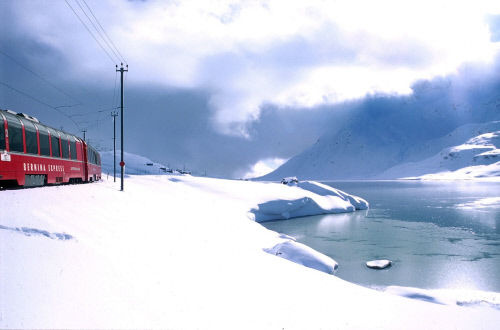 Поезд Bernina Express