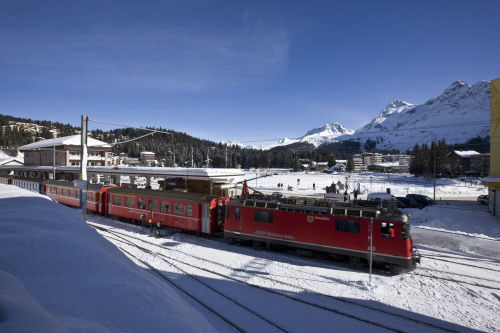 Железная дорога на горнолыжном курорте Ароса