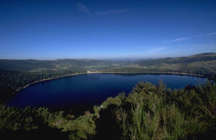 Озеро д'Исарл (d'Issarles)