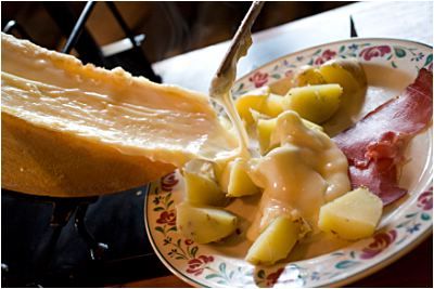 Наслаждаясь раклеттом