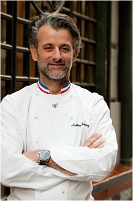 Шеф-повар Mathieu Viannay, ресторан La Mère Brazier, с двумя звездами Michelin