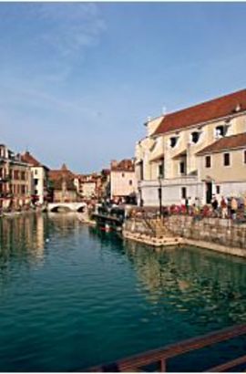 Канал Thiou в городе Аннеси