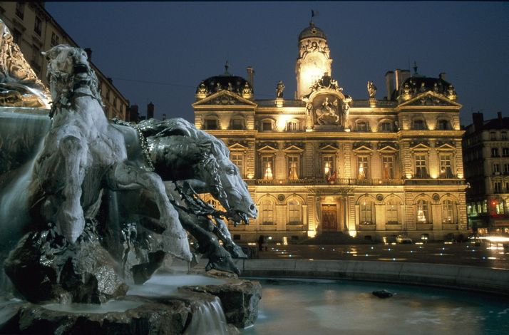 Площадь Терро в Лионе