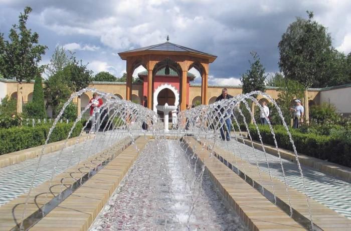 Сады мира в парке Марцан (Grten der Welt im Erholungspark Marzahn) Eisenacher Strae 99