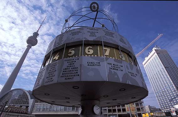 Александерплатц (Alexanderplatz)