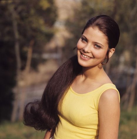 Юная Орнелла Мути