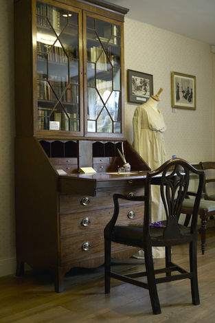 Дом-музей Джейн Остин, Чоутен