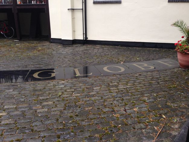 Место, где стоял оригинальный театр "Глобус", Лондон