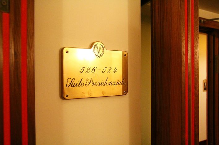 Интерьеры Grand Hotel Vesuvio 