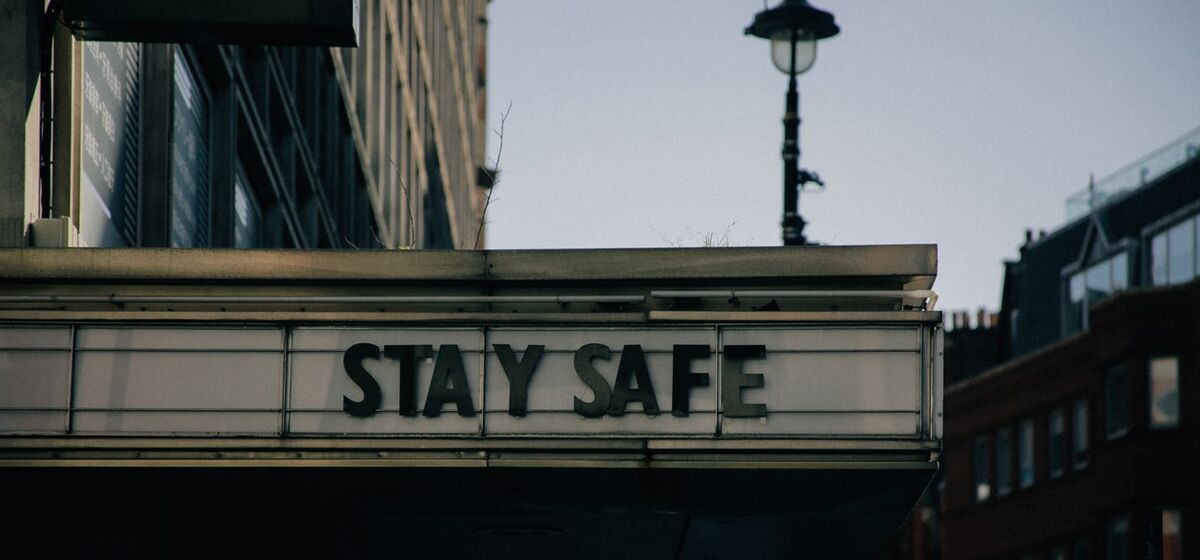 Европа объявила карантин