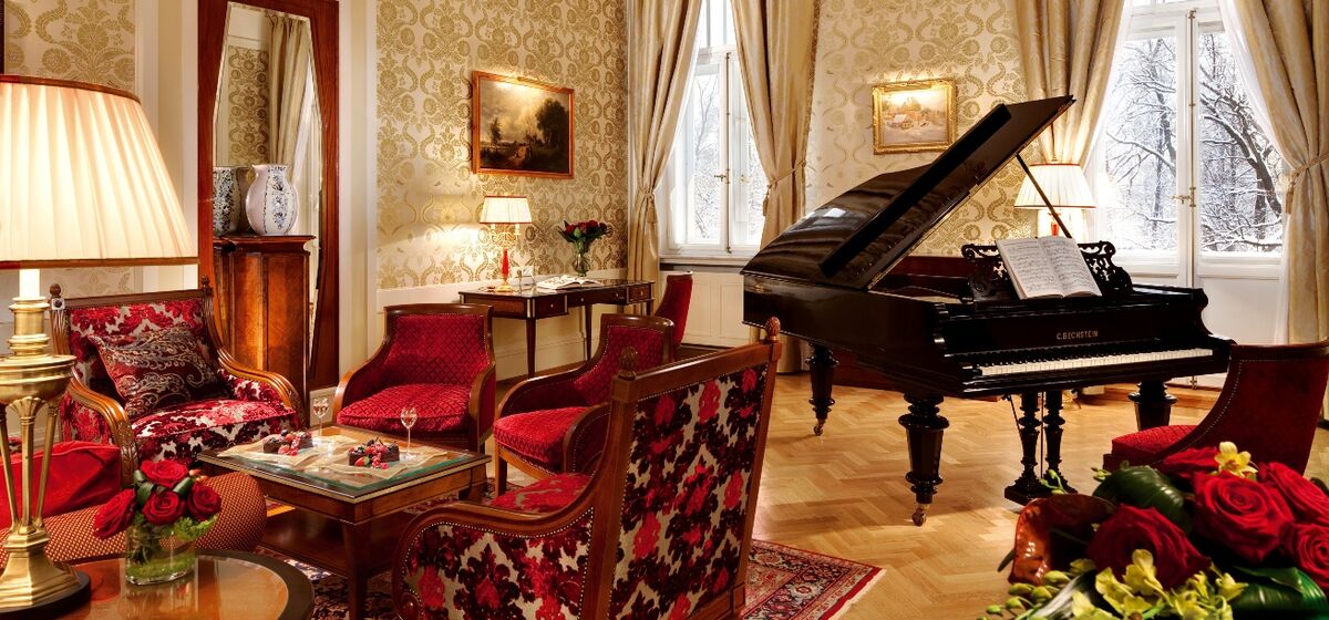 Выиграй роскошные выходные в Петербурге