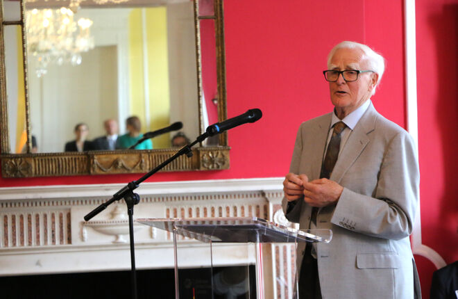 Умер писатель Джон ле Карре