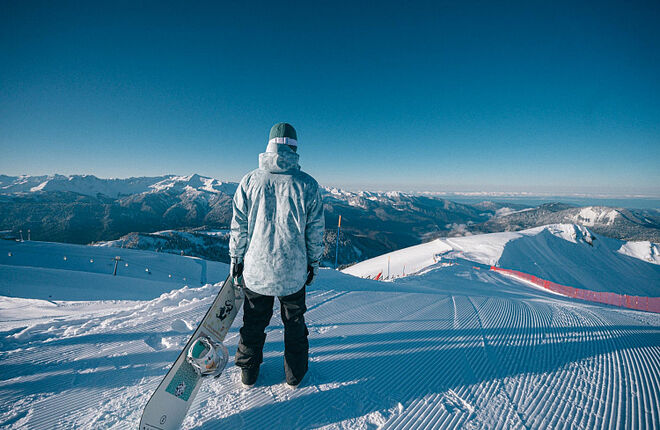 На курорте «Роза Хутор» открывается горнолыжный сезон