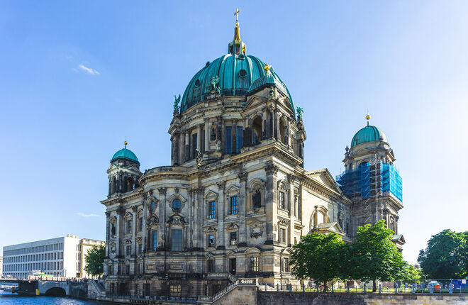 В Берлине хотят ограничить передвижение жителей В Берлине хотят ограничить передвижение жителей