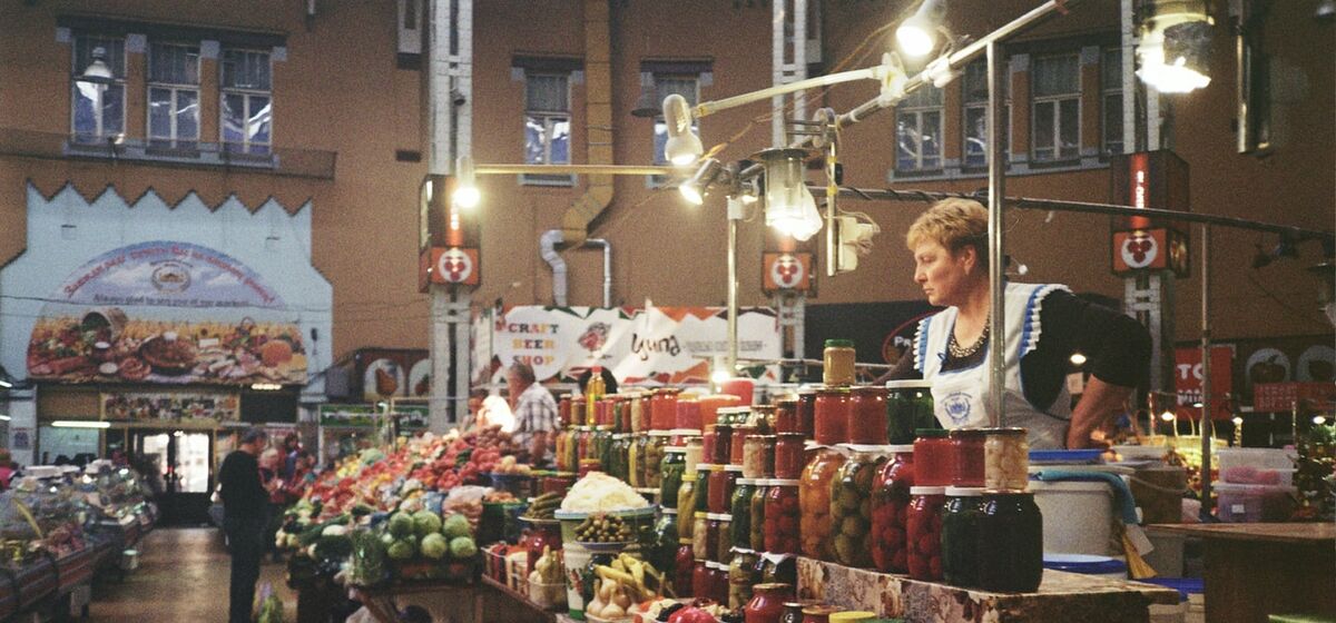 Украинская сфера услуг переходит на государственный язык