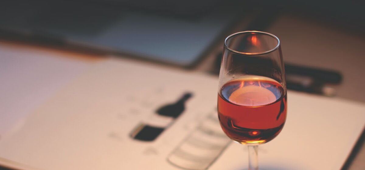 Портвейн: история напитка, коктейли и способы употребления