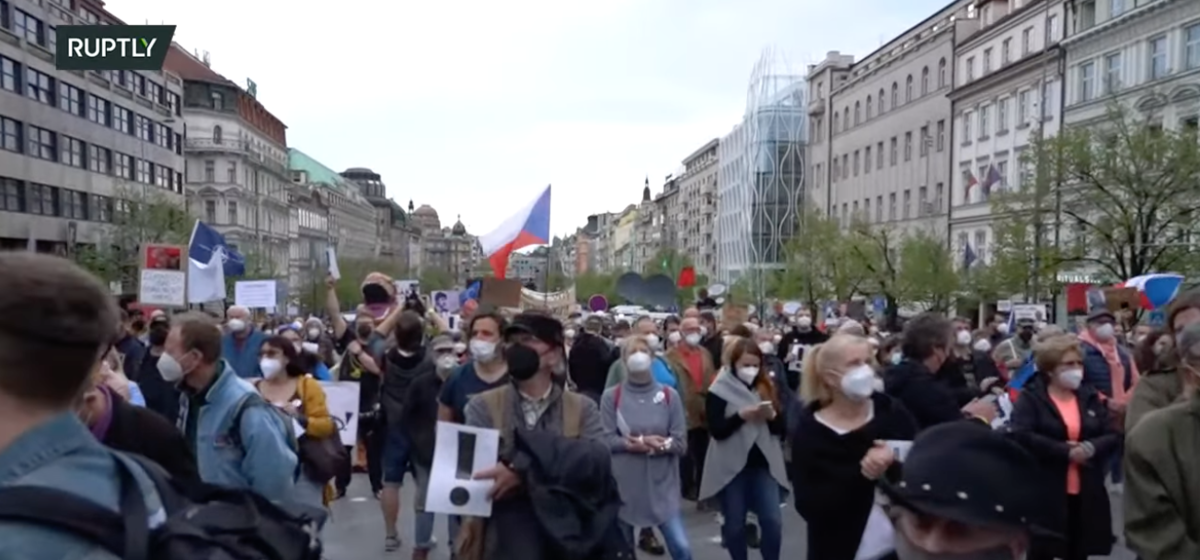 Чехия протестует против Милоша Земана