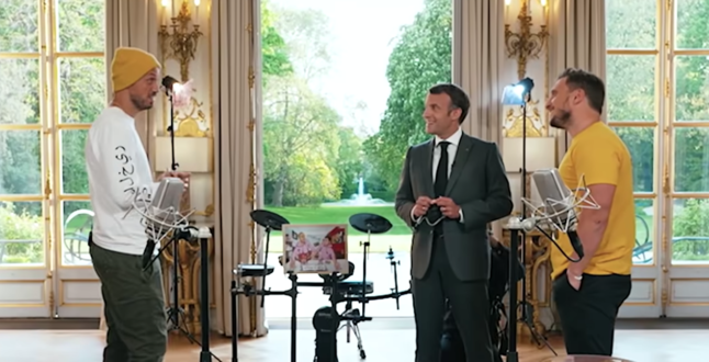 Макрон рассказал анекдот про Трампа в ролике французских блогеров
