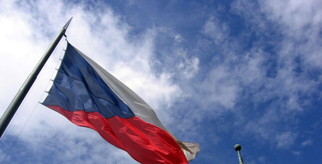 Посольство Чехии сократит 79 сотрудников