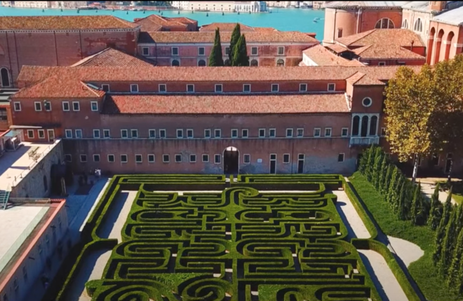 В Венеции впервые для публики открывается сад-лабиринт «Борхес»