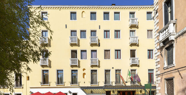 Венецианский отель Baglioni вновь открылся после реновации | Фото