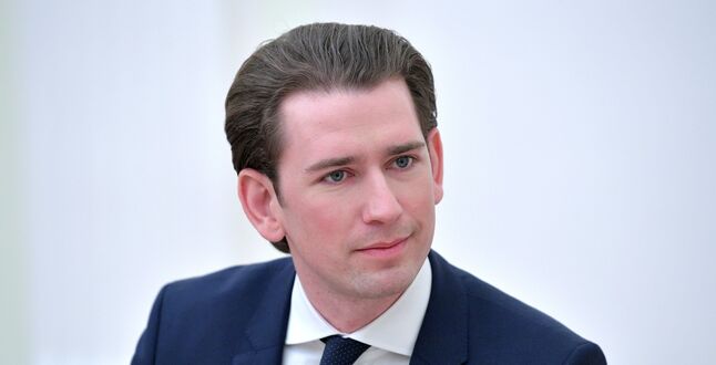 Канцлер Австрии ушел в отставку