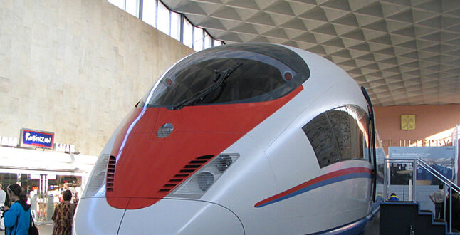 Между Москвой и Санкт-Петербургом пустят поезд со скоростью 360км/ч