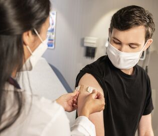 Власти Бельгии хотят ввести обязательную вакцинацию