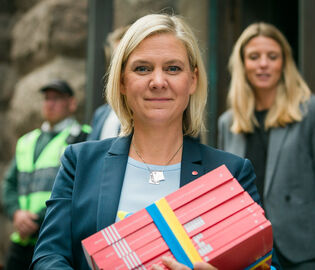 Премьер-министр Швеции заразилась коронавирусом после дебатов