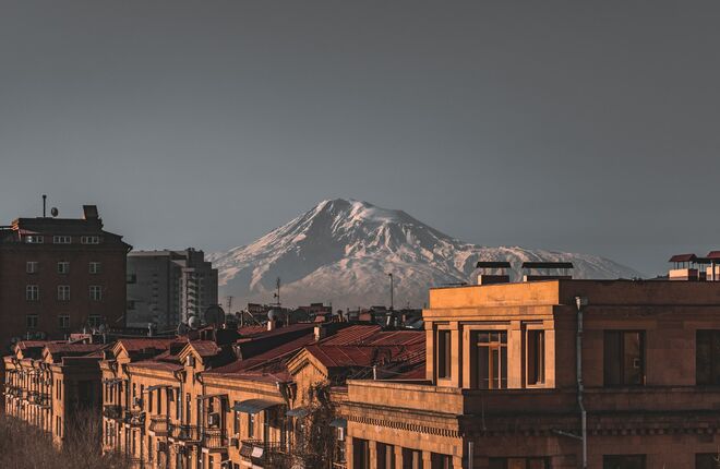 Армения отменила коронавирусные ограничения при въезде в страну